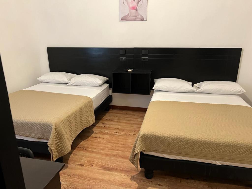 Hotel Perla Central Гуаякиль Экстерьер фото