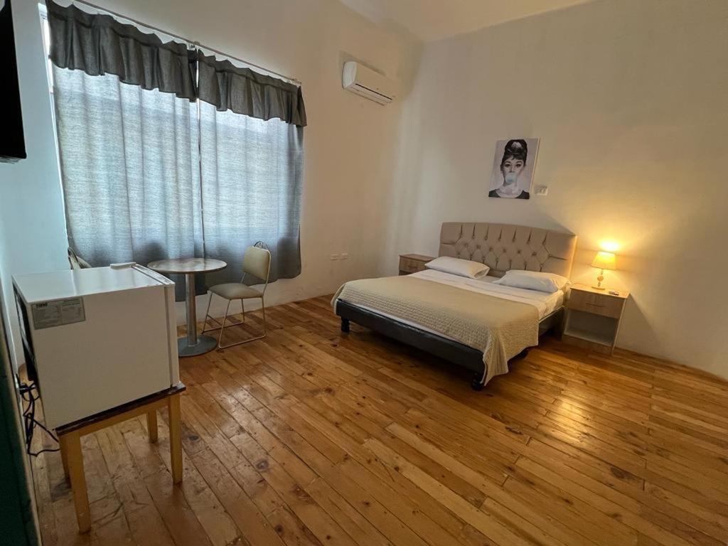 Hotel Perla Central Гуаякиль Экстерьер фото