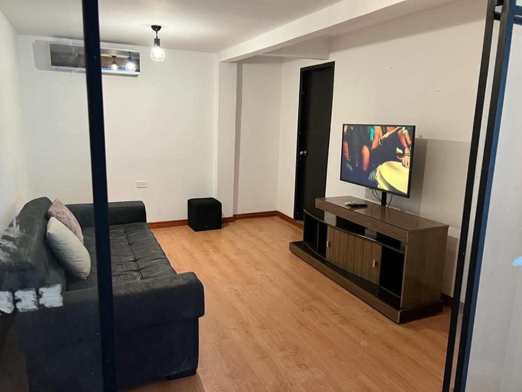 Hotel Perla Central Гуаякиль Экстерьер фото