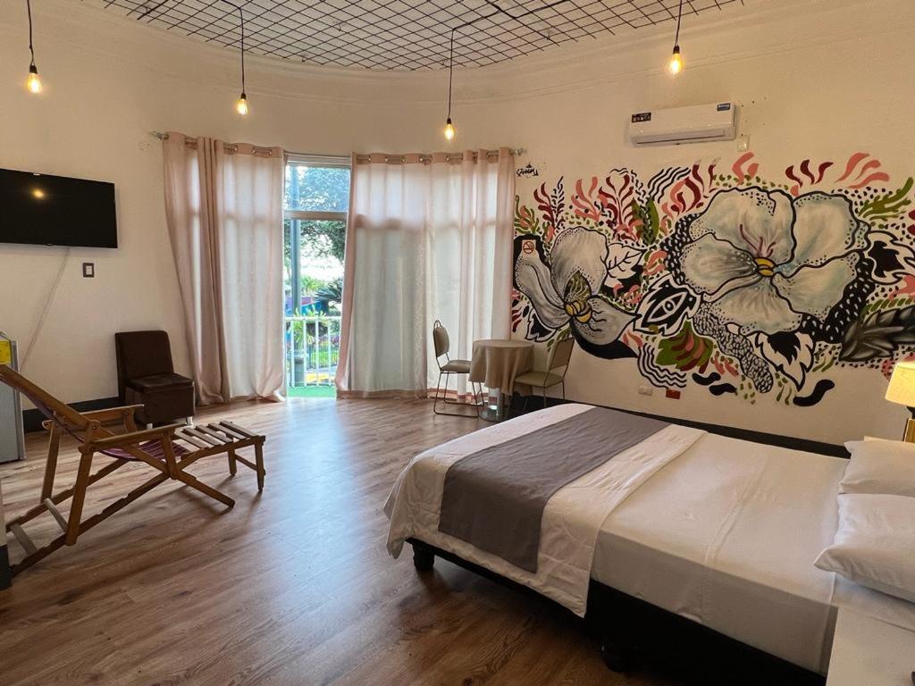 Hotel Perla Central Гуаякиль Экстерьер фото